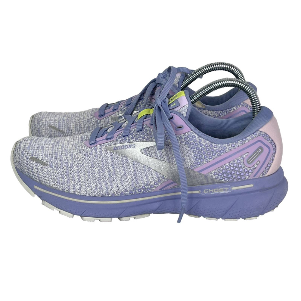 Brooks Women's Sneakers in Lavender and Silver